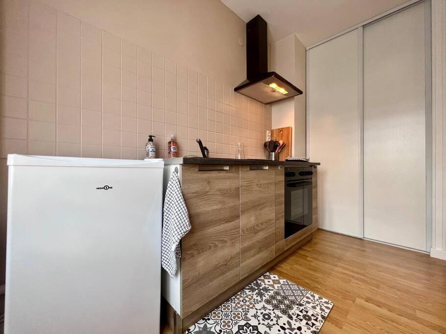 Casa Cloutiers #4 - Joli & Cosy T2 Avec Clim Parking - Hyper Centre Brive Appartement Buitenkant foto
